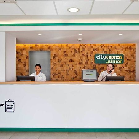 City Express Junior By Marriott Merida Altabrisa Εξωτερικό φωτογραφία