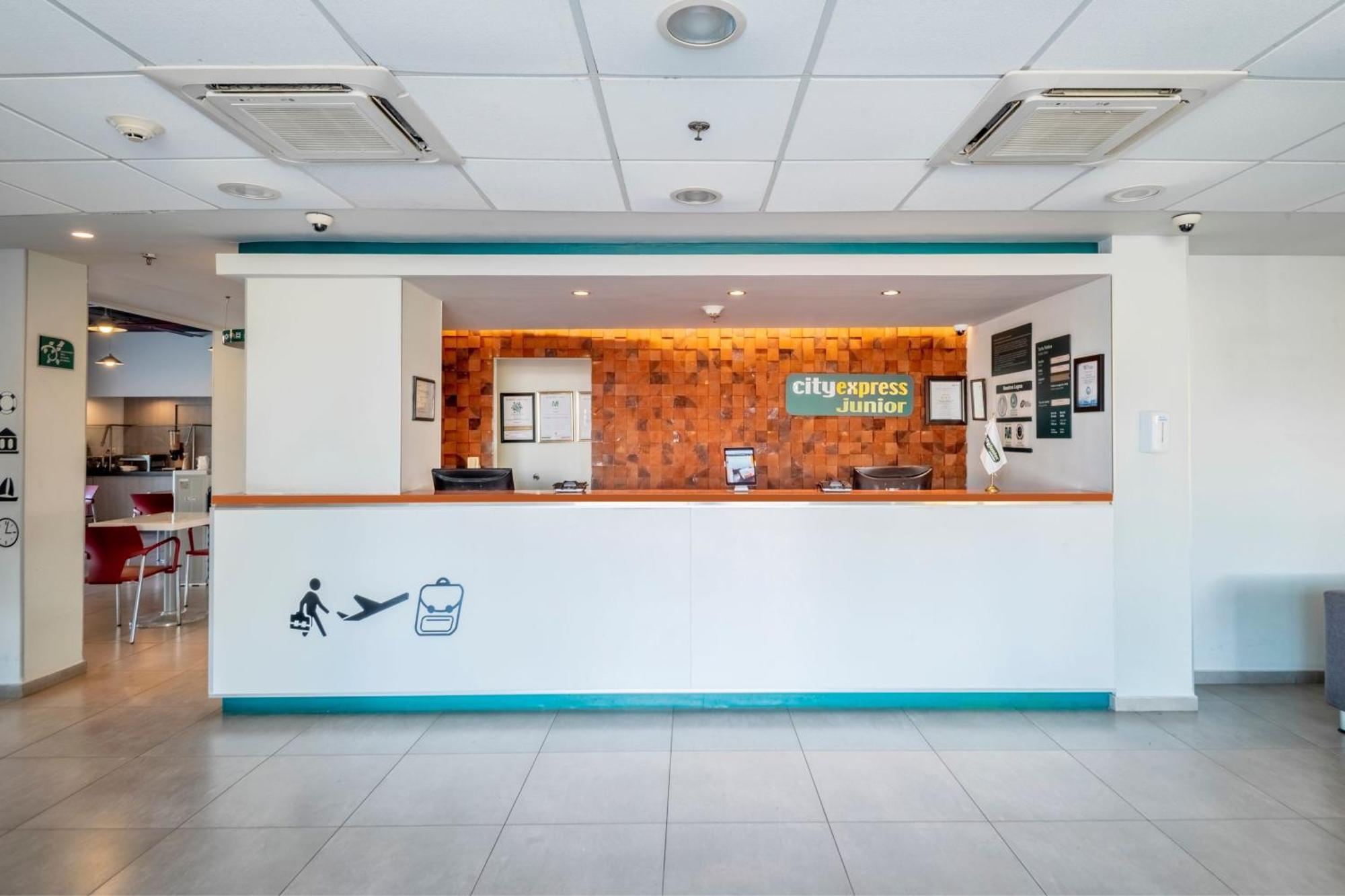 City Express Junior By Marriott Merida Altabrisa Εξωτερικό φωτογραφία