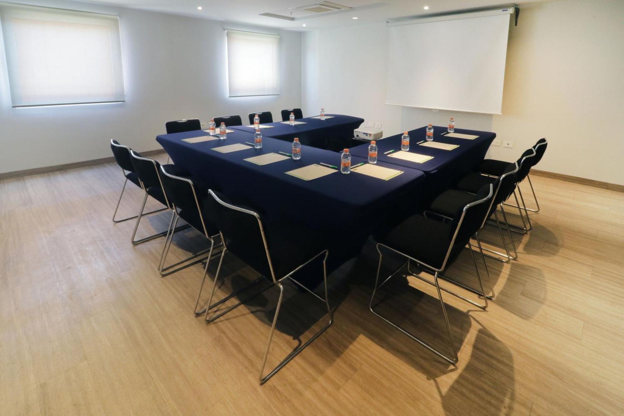 City Express Junior By Marriott Merida Altabrisa Εξωτερικό φωτογραφία