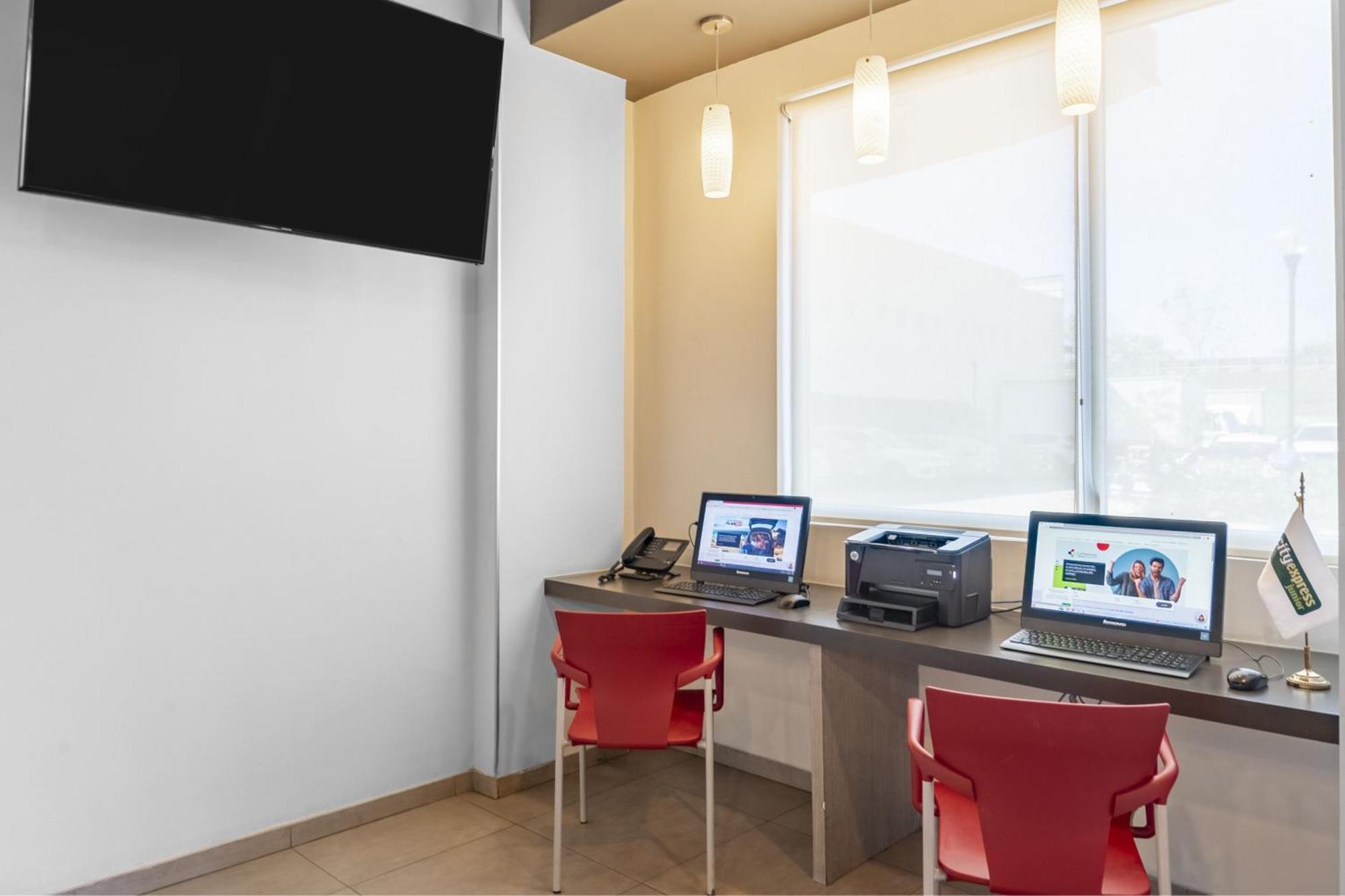 City Express Junior By Marriott Merida Altabrisa Εξωτερικό φωτογραφία