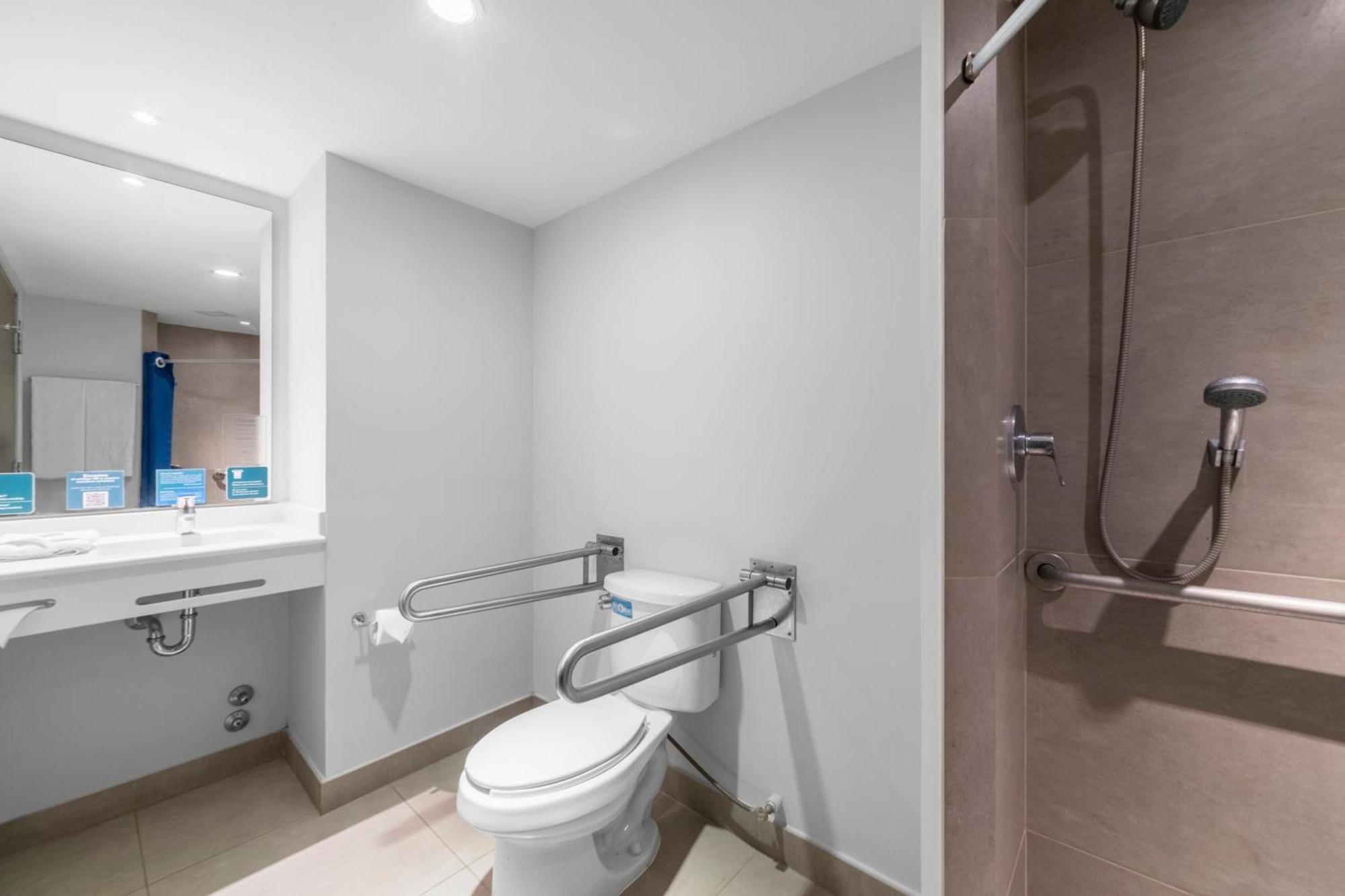 City Express Junior By Marriott Merida Altabrisa Εξωτερικό φωτογραφία